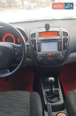 Хэтчбек Kia Ceed 2007 в Камне-Каширском