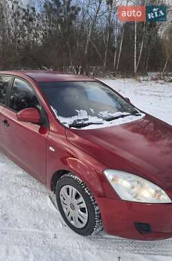 Хэтчбек Kia Ceed 2007 в Камне-Каширском