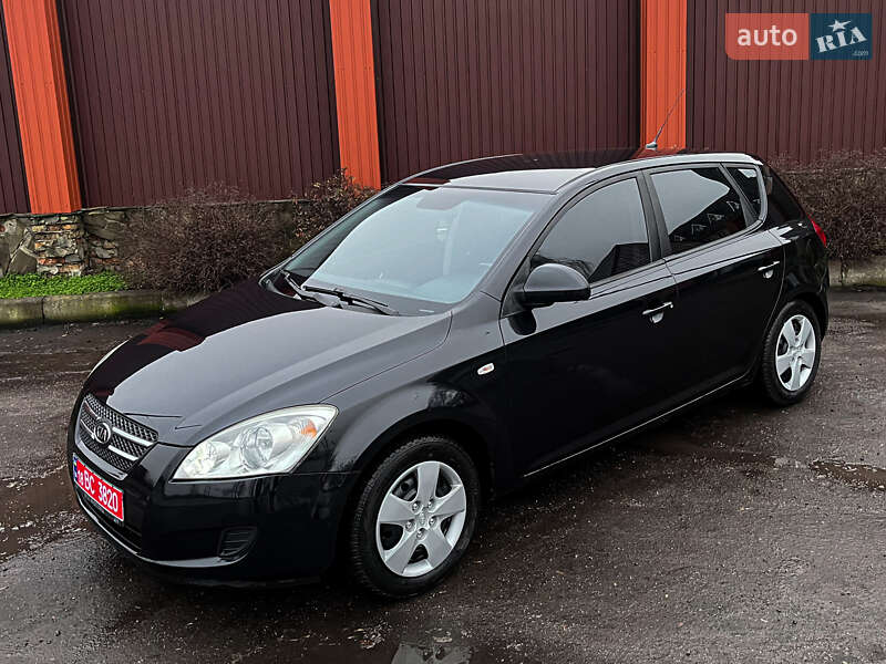 Хэтчбек Kia Ceed 2007 в Черкассах