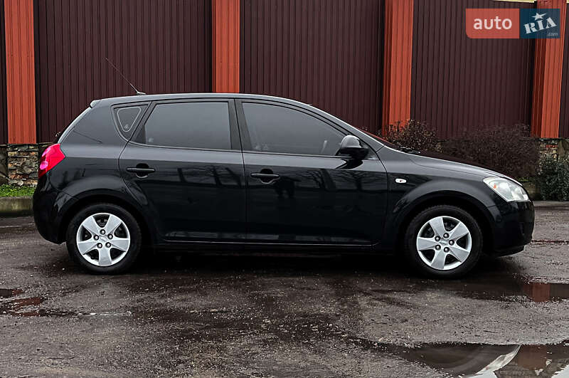 Хэтчбек Kia Ceed 2007 в Черкассах