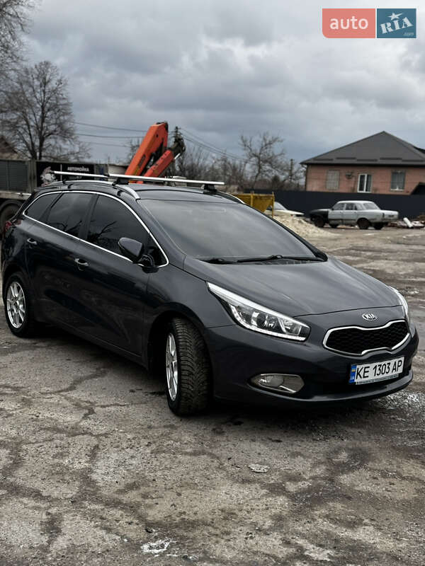 Универсал Kia Ceed 2013 в Кривом Роге