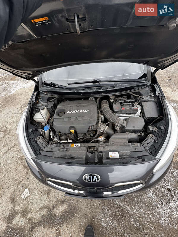Универсал Kia Ceed 2013 в Кривом Роге