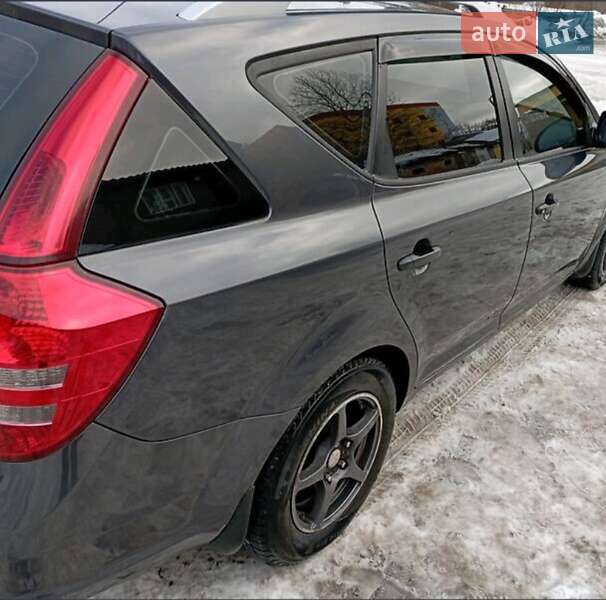 Универсал Kia Ceed 2008 в Житомире фото 2 Универсал Kia Ceed 2008 в Житомире