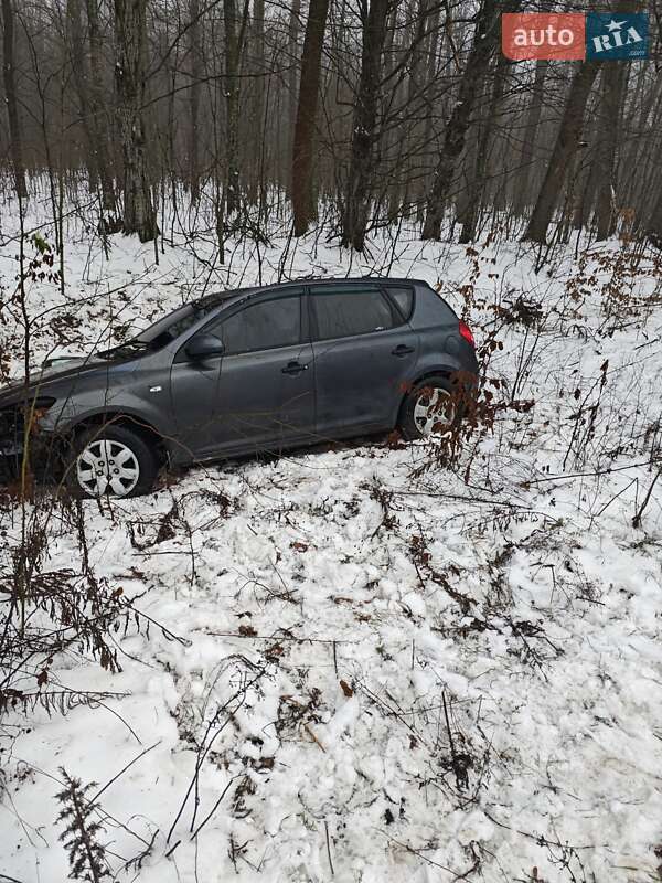 Хэтчбек Kia Ceed 2008 в Тульчине