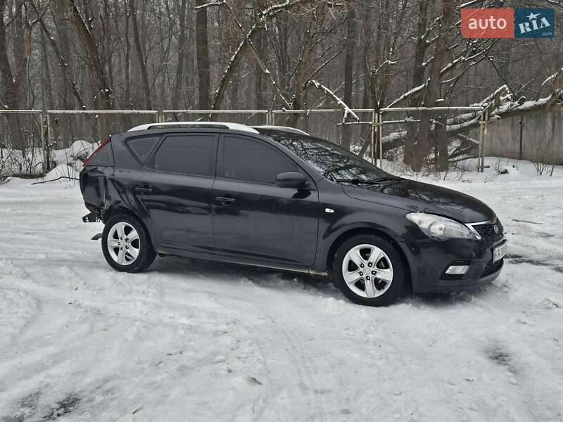 Универсал Kia Ceed 2010 в Киеве фото 9 Универсал Kia Ceed 2010 в Киеве