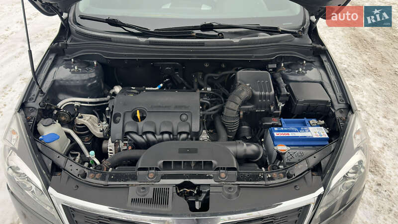 Универсал Kia Ceed 2010 в Виннице