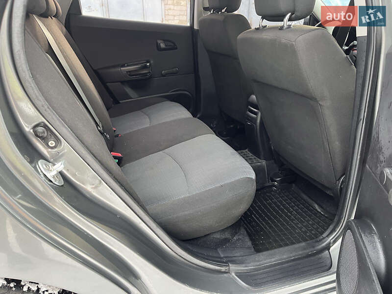 Хетчбек Kia Ceed 2011 в Ладижині