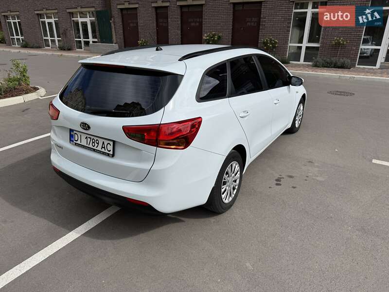 Універсал Kia Ceed 2015 в Києві