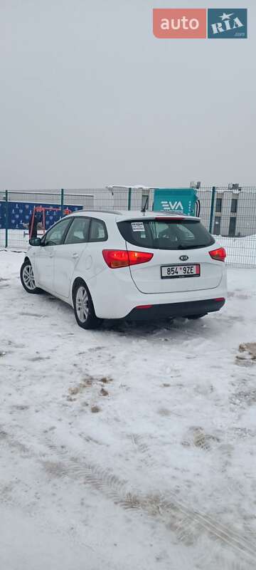Мікровен Kia Ceed 2014 в Ужгороді