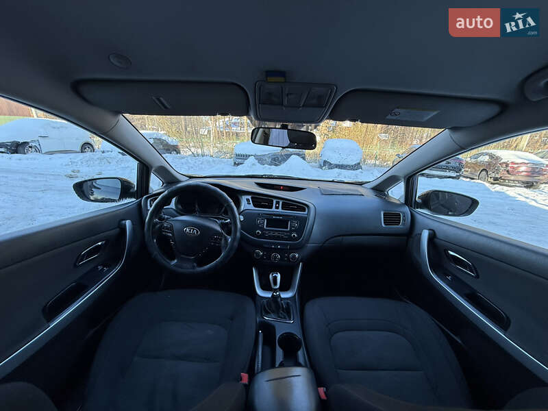 Хетчбек Kia Ceed 2013 в Львові