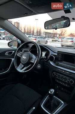 Хэтчбек Kia Ceed 2019 в Киеве