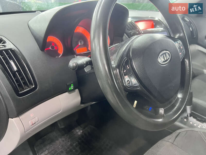 Универсал Kia Ceed 2009 в Киеве