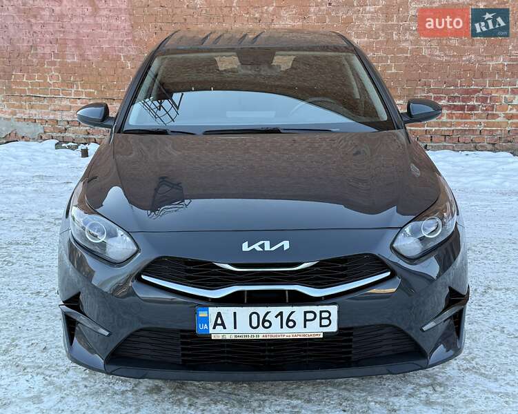 Хэтчбек Kia Ceed 2022 в Киеве