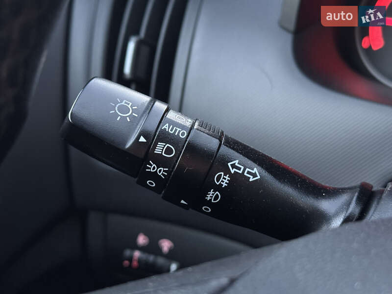 Хетчбек Kia Ceed 2012 в Києві