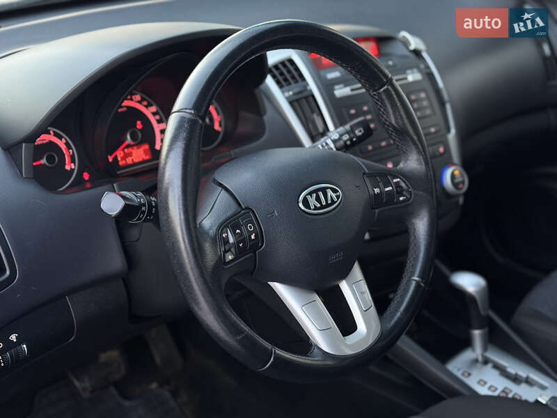 Хетчбек Kia Ceed 2012 в Києві