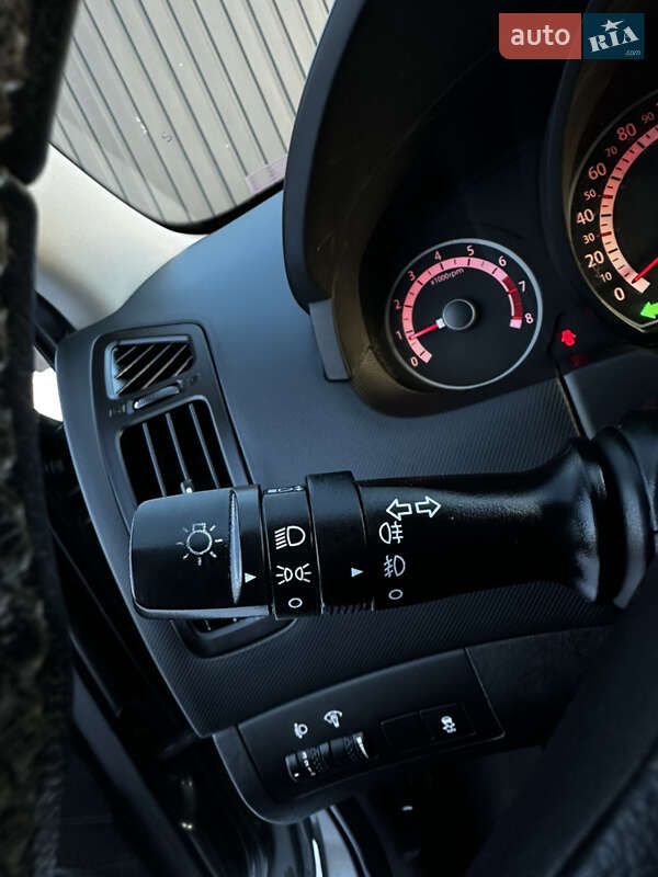 Хэтчбек Kia Ceed 2010 в Дрогобыче