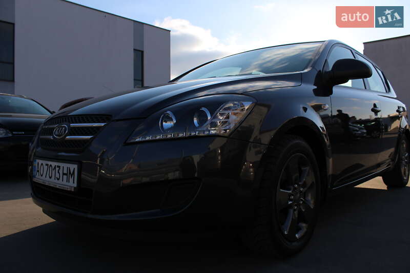 Хэтчбек Kia Ceed 2008 в Мукачево фото 3 Хэтчбек Kia Ceed 2008 в Мукачево