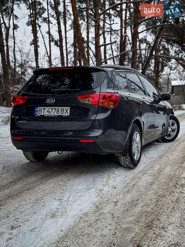 Универсал Kia Ceed 2012 в Киеве