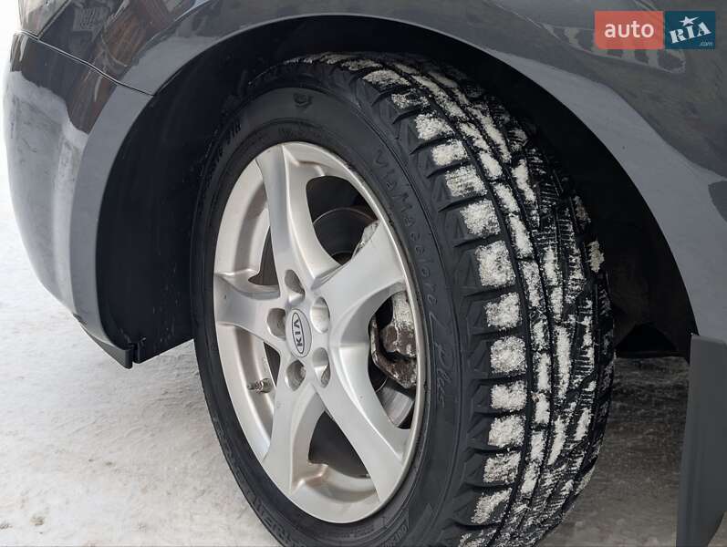 Універсал Kia Ceed 2009 в Івано-Франківську фото 9 Універсал Kia Ceed 2009 в Івано-Франківську