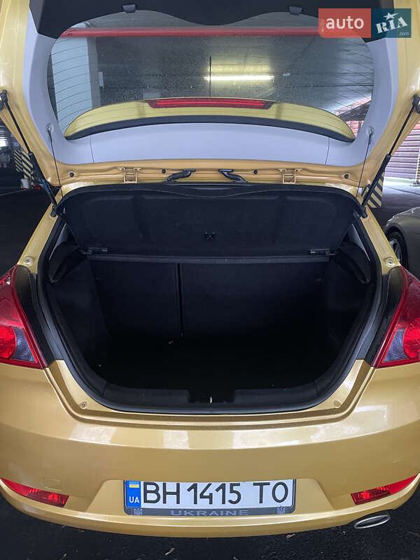 Хэтчбек Kia Ceed 2009 в Одессе фото 13 Хэтчбек Kia Ceed 2009 в Одессе