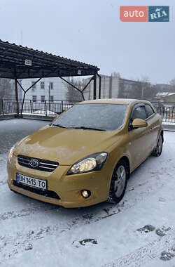 Хэтчбек Kia Ceed 2009 в Одессе