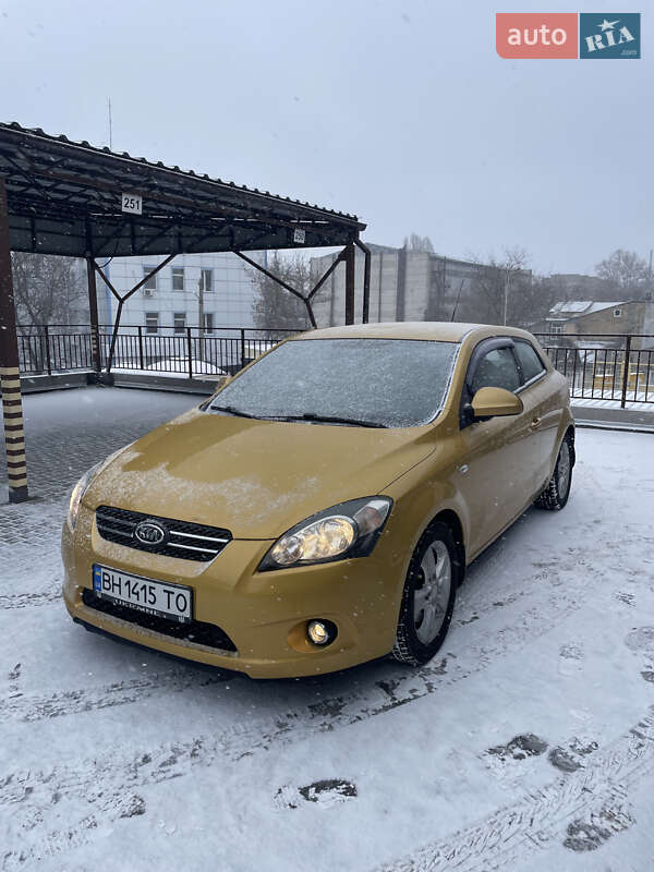 Хэтчбек Kia Ceed 2009 в Одессе фото Хэтчбек Kia Ceed 2009 в Одессе