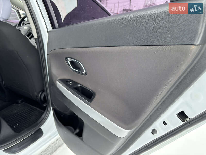 Универсал Kia Ceed 2015 в Хмельницком