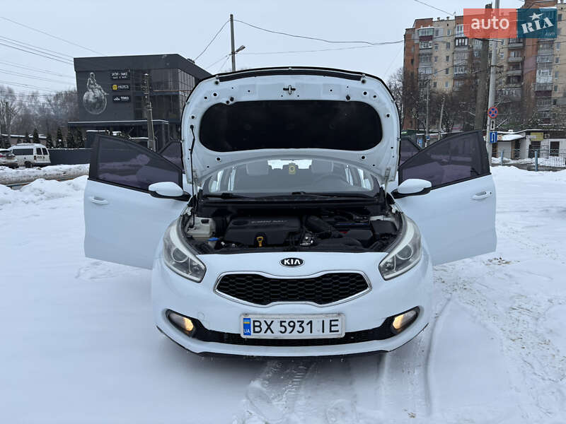 Универсал Kia Ceed 2015 в Хмельницком