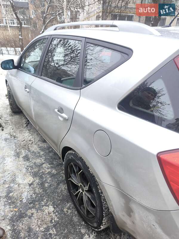 Универсал Kia Ceed 2012 в Вышгороде фото 4 Универсал Kia Ceed 2012 в Вышгороде