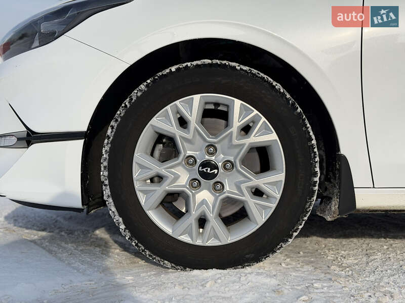 Универсал Kia Ceed 2023 в Киеве фото 7 Универсал Kia Ceed 2023 в Киеве