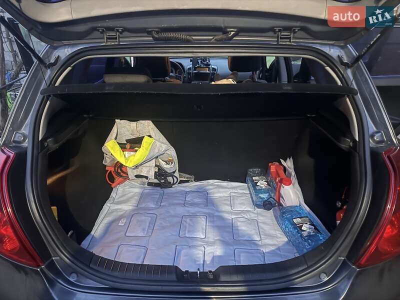 Хетчбек Kia Ceed 2008 в Грейгово