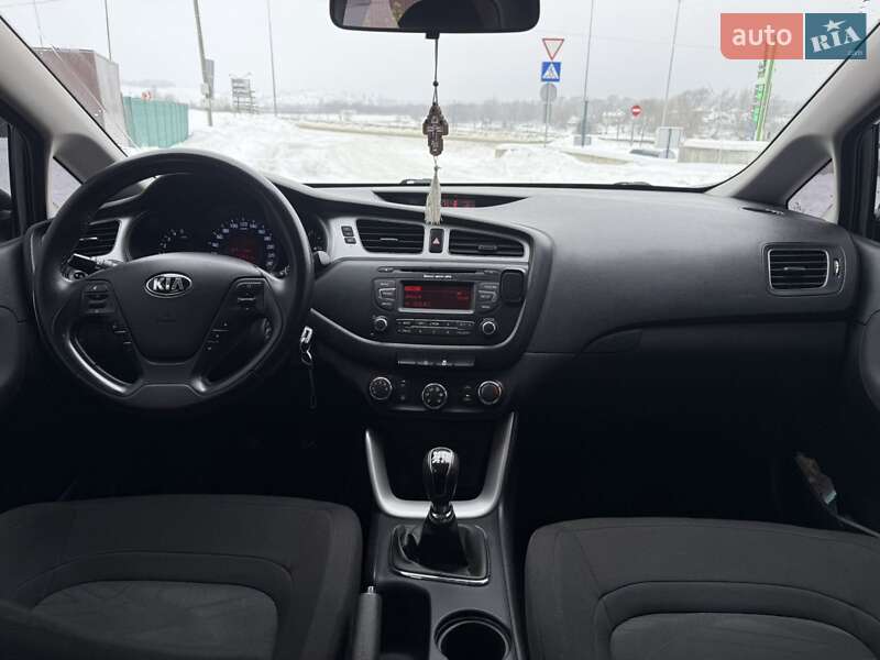 Универсал Kia Ceed 2014 в Стрые фото 17 Универсал Kia Ceed 2014 в Стрые