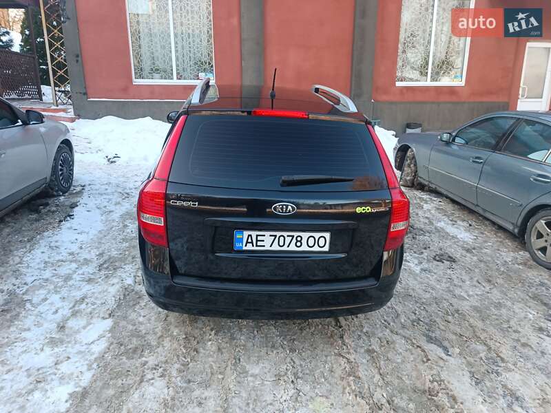 Універсал Kia Ceed 2010 в Дніпрі фото 5 Універсал Kia Ceed 2010 в Дніпрі