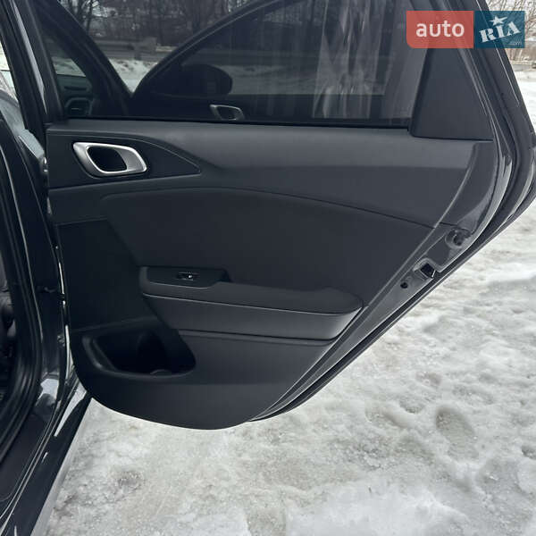 Хэтчбек Kia Ceed 2022 в Виннице