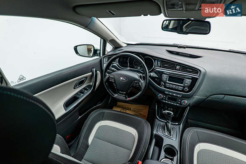 Хетчбек Kia Ceed 2016 в Києві