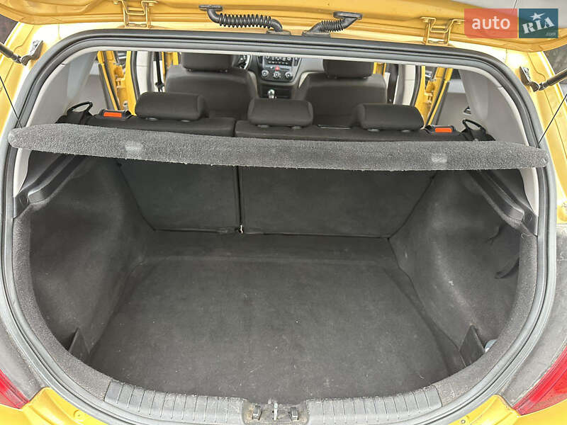 Хэтчбек Kia Ceed 2008 в Крыжополе