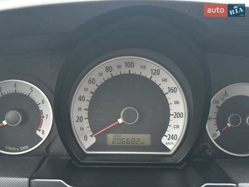 Хэтчбек Kia Ceed 2008 в Крыжополе