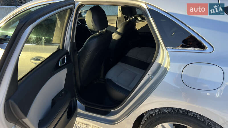 Хетчбек Kia Ceed 2020 в Києві