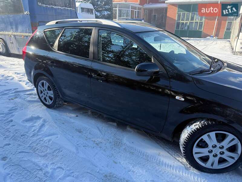 Универсал Kia Ceed 2010 в Виннице
