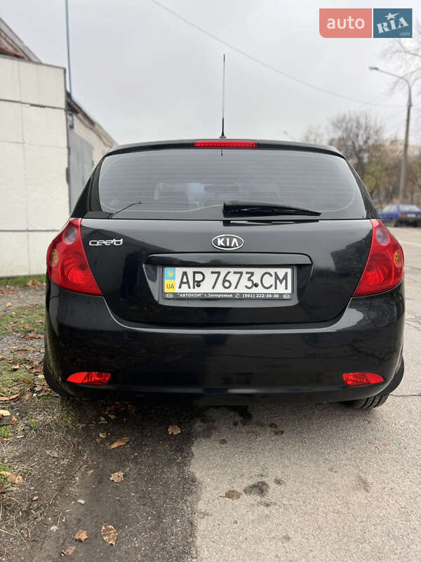Хэтчбек Kia Ceed 2007 в Запорожье фото 4 Хэтчбек Kia Ceed 2007 в Запорожье