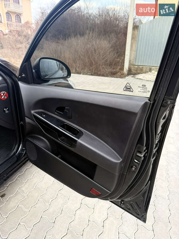 Хэтчбек Kia Ceed 2007 в Ужгороде