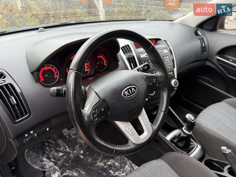 Универсал Kia Ceed 2011 в Белой Церкви