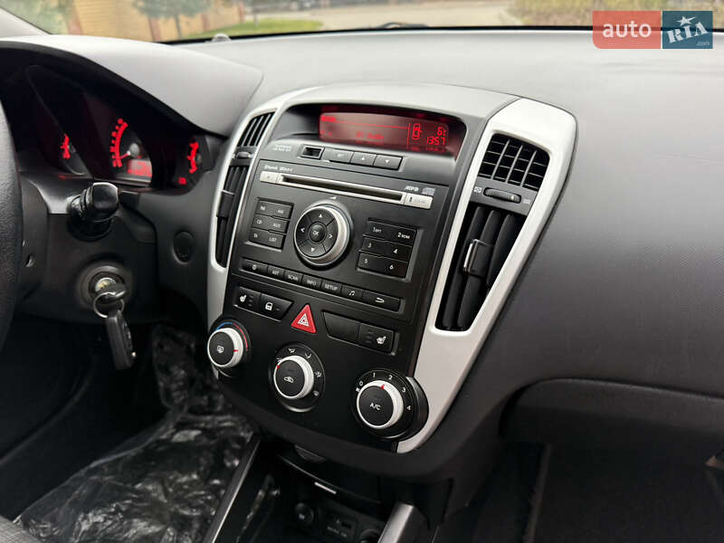 Универсал Kia Ceed 2011 в Белой Церкви