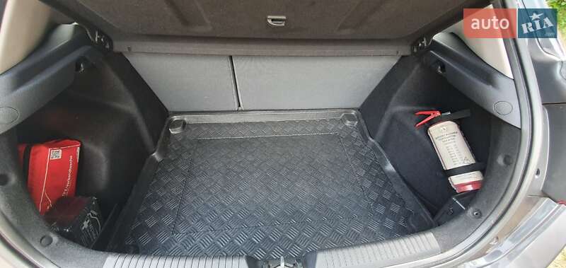 Хэтчбек Kia Ceed 2012 в Киеве