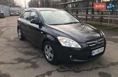 Хетчбек Kia Ceed 2008 в Луцьку