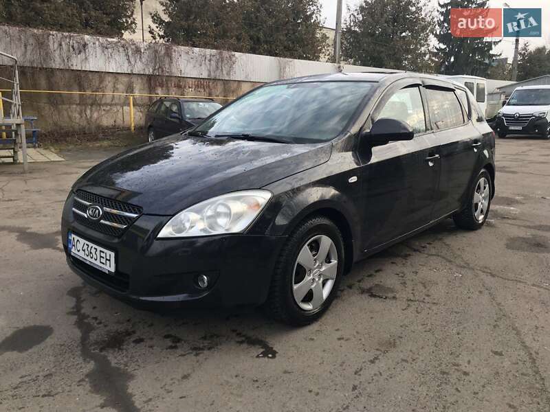 Хэтчбек Kia Ceed 2008 в Луцке фото 12 Хэтчбек Kia Ceed 2008 в Луцке