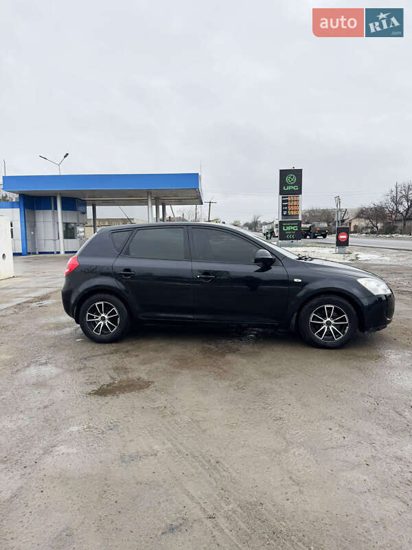 Хетчбек Kia Ceed 2008 в Одесі