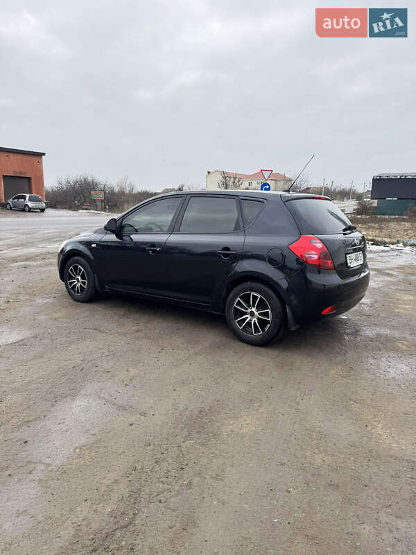 Хетчбек Kia Ceed 2008 в Одесі