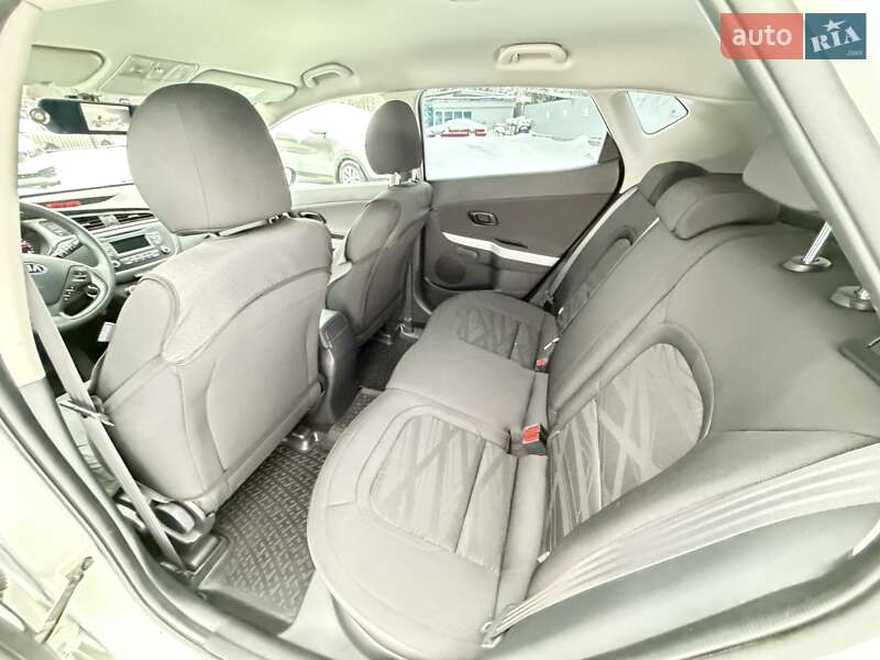 Хэтчбек Kia Ceed 2016 в Киеве