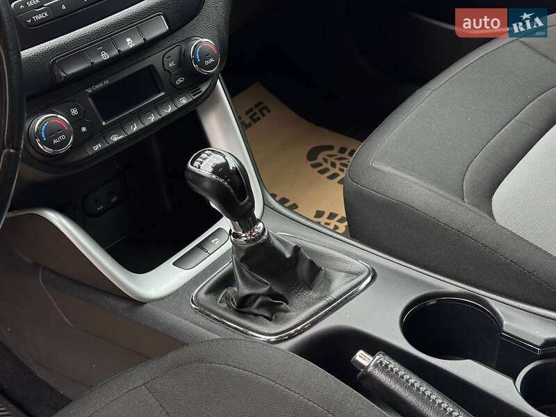 Універсал Kia Ceed 2013 в Кам'янець-Подільському